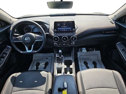 Used 2022 Nissan Sentra SR w/ SR Premium Package FWD image 12
