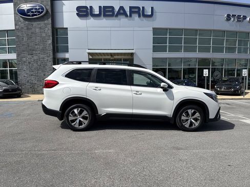 New 2025 Subaru Ascent Premium AWD/4WD image 9