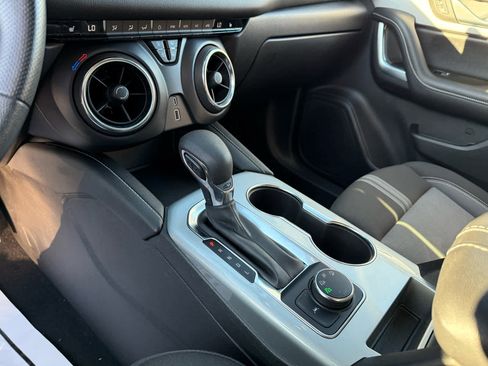 Used 2025 Chevrolet Blazer LT image 23