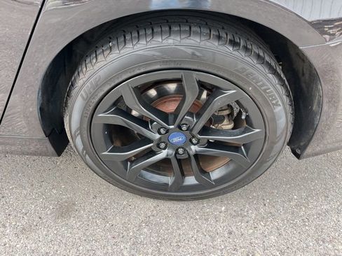 Used 2019 Ford Fusion SE w/ Equipment Group 151A FWD image 22