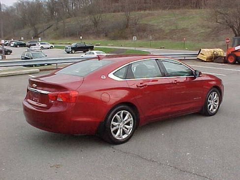 Used 2020 Chevrolet Impala LT w/ LT Convenience Package FWD image 9