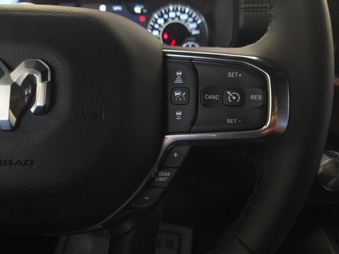 Used 2025 RAM 1500 Laramie w/ Sport Appearance Package AWD/4WD image 16