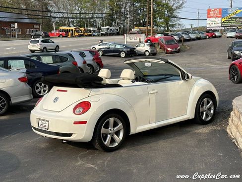 Used 2007 Volkswagen Beetle Triple White Edition FWD image 14