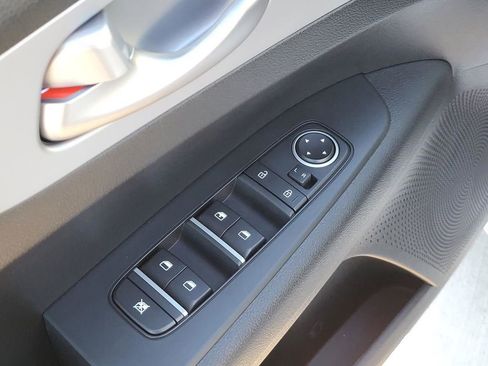 Used 2024 Kia Forte LXS w/ LXS Technology Package image 15