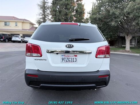 Used 2013 Kia Sorento LX w/ Convenience Pkg FWD image 5