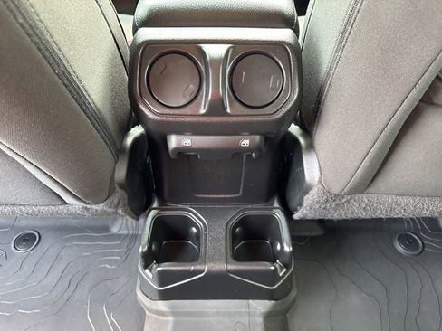 Used 2023 Jeep Gladiator Mojave AWD/4WD image 22