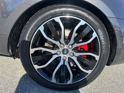 Used 2018 Land Rover Range Rover Sport HSE Dynamic image 34