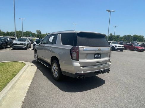 Used 2021 Chevrolet Tahoe Premier w/ Premium Package RWD image 5