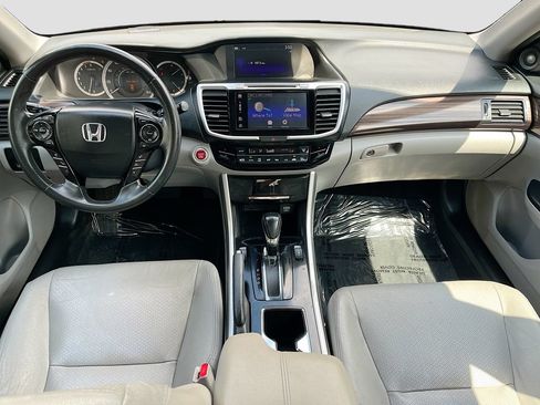 Used 2017 Honda Accord EX-L image 24