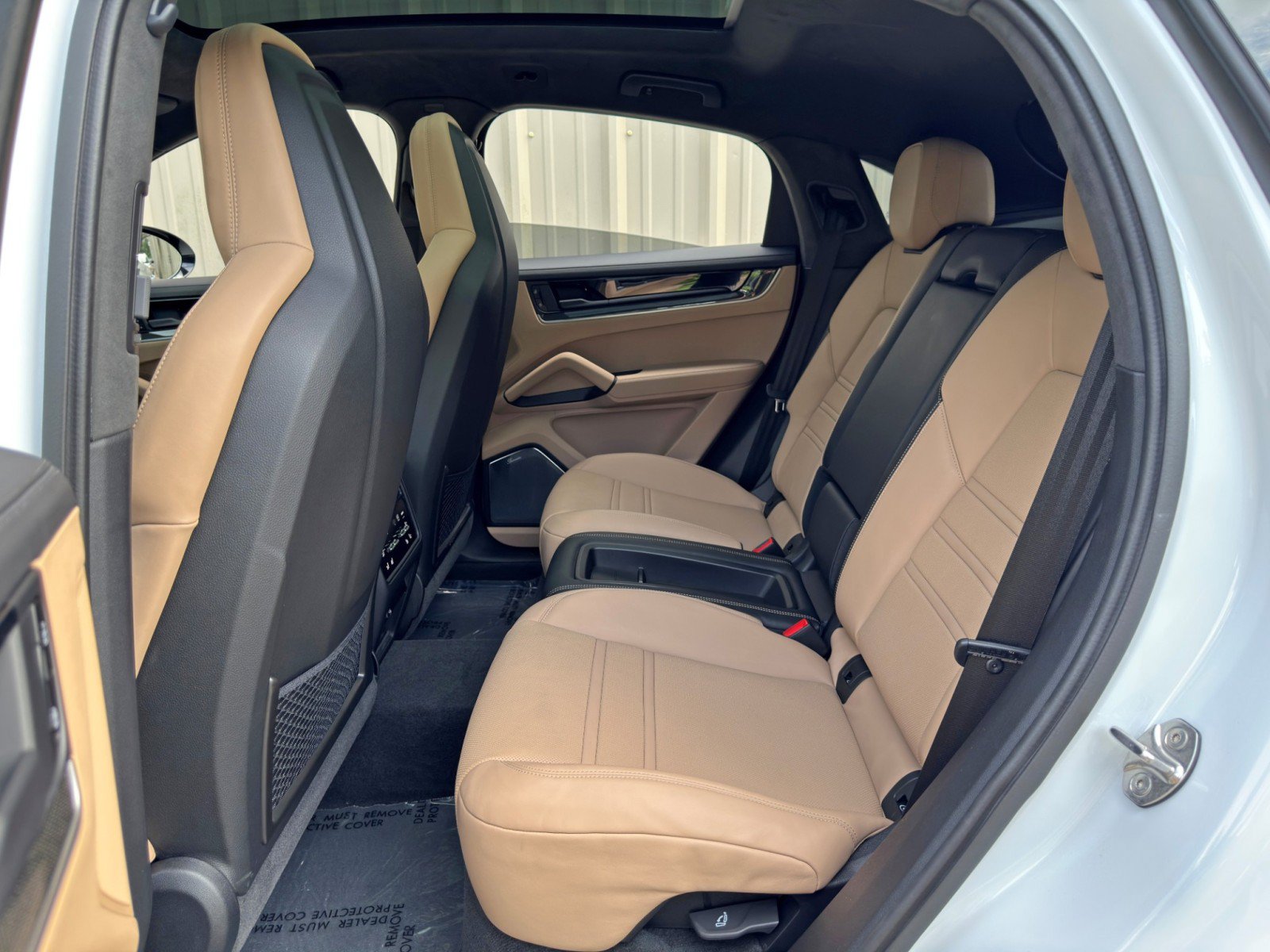 Used 2024 Porsche Cayenne Turbo AWD/4WD image 49