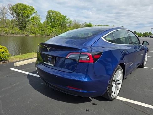 Used 2019 Tesla Model 3 Long Range RWD image 9