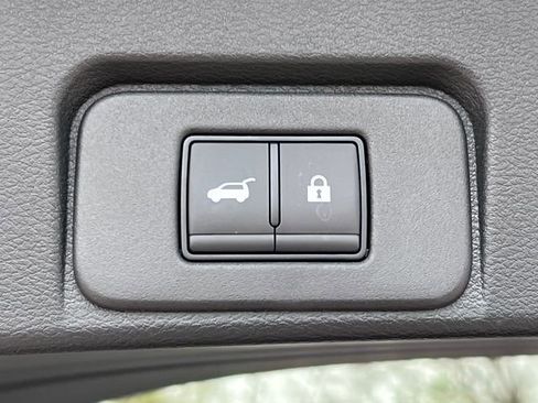 New 2026 Nissan Rogue Platinum AWD/4WD image 35