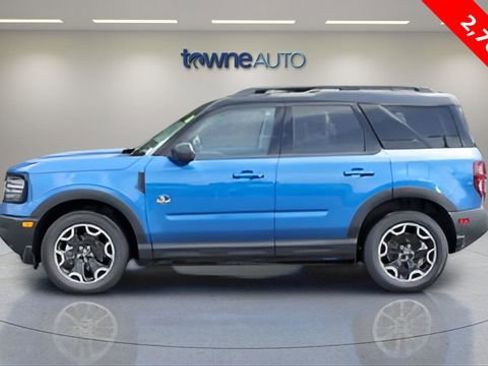 Used 2025 Ford Bronco Sport Outer Banks w/ Outer Banks Tech Package+ image 2