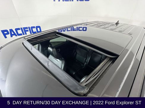 Used 2022 Ford Explorer ST w/ ST Street Pack image 17