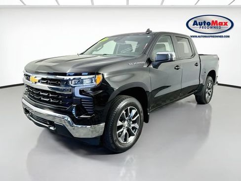 Used 2023 Chevrolet Silverado 1500 LT AWD/4WD image 4