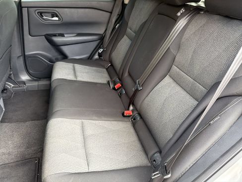 Certified 2025 Nissan Rogue SV AWD/4WD image 18