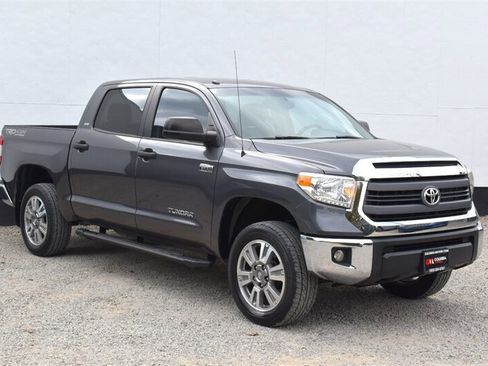 Used 2015 Toyota Tundra SR5 w/ TRD Off Road Package AWD/4WD image 1