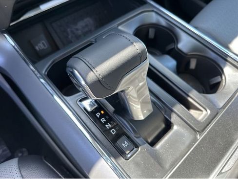 New 2026 Ford F150 Lariat w/ Equipment Group 502A High image 28