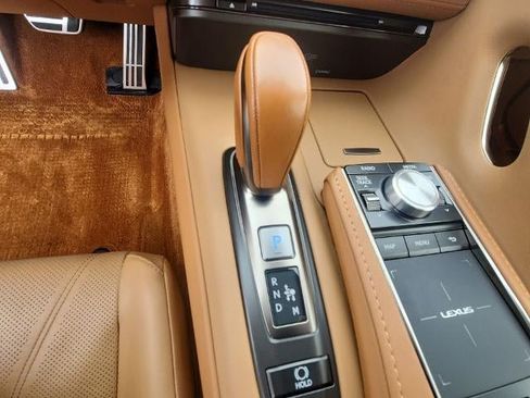 Used 2021 Lexus LC 500 Coupe w/ Touring Package RWD image 16