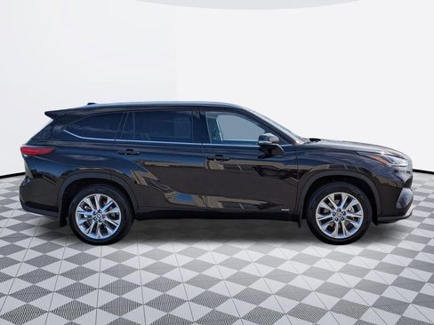 Used 2022 Toyota Highlander Limited AWD/4WD image 6