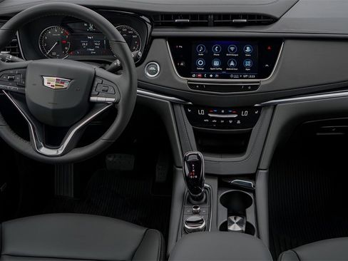 New 2025 Cadillac XT6 Luxury image 19