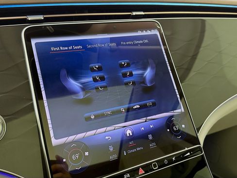 Used 2023 Mercedes-Benz EQE 350+ SUV image 17