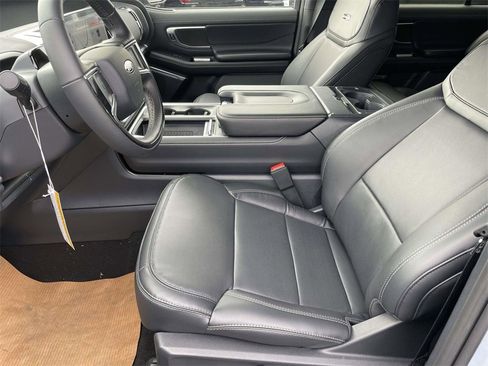 New 2025 Ford Expedition Max Platinum w/ Stealth Appearance Package image 13
