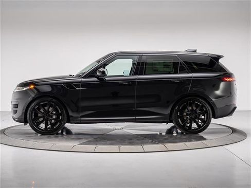 New 2026 Land Rover Range Rover Sport SE image 2