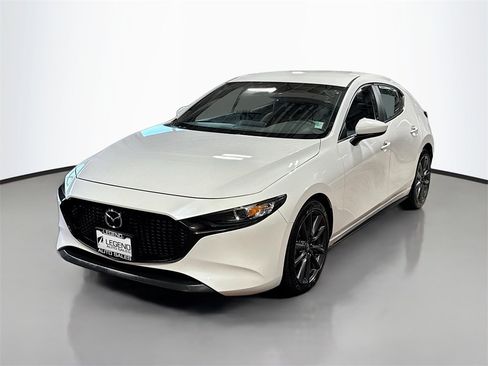 Used 2019 MAZDA MAZDA3 Hatchback w/ Preferred Package image 1