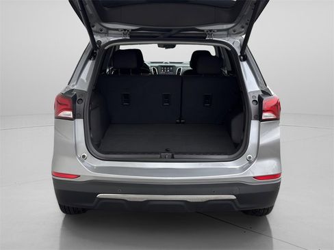 Used 2024 Chevrolet Equinox LT image 7