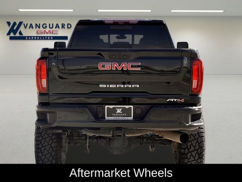 Used 2022 GMC Sierra 2500 AT4 w/ AT4 Premium Plus Package image 4