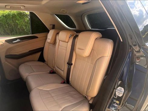 Used 2018 Mercedes-Benz GLE 350 image 37