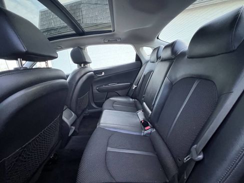 Used 2019 Kia Optima S w/ S Panoramic Sunroof Package image 14