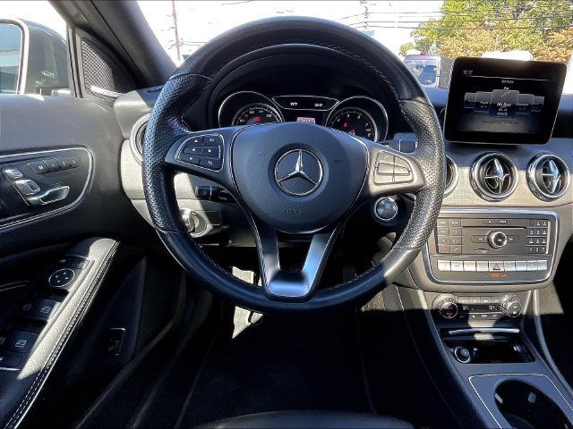 Used 2019 Mercedes-Benz GLA 250 4MATIC image 10