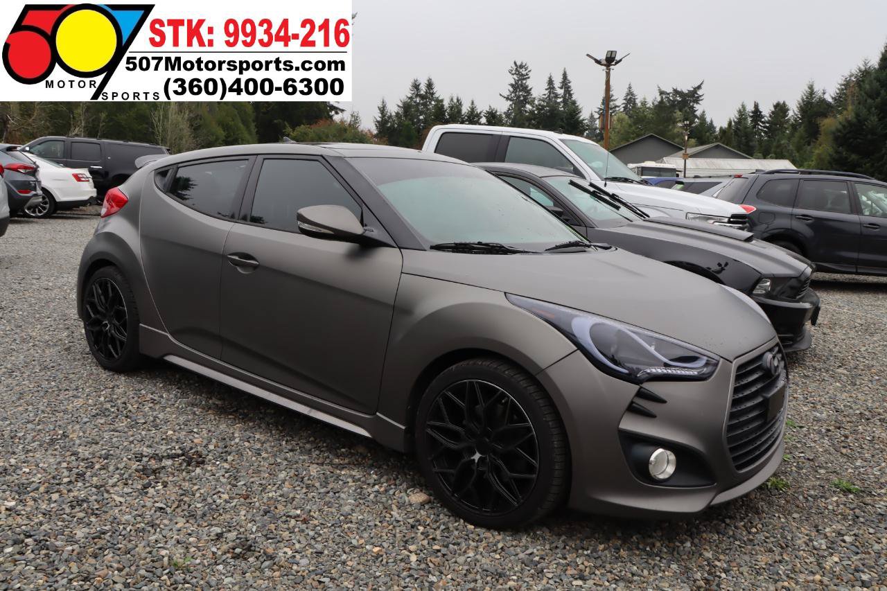 Used 2016 Hyundai Veloster Turbo w/ Option Group 04 FWD image 6
