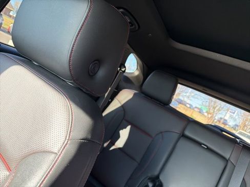 Used 2021 Chevrolet Blazer RS w/ Enhanced Convenience Package image 17