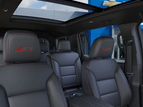 New 2026 Chevrolet Traverse Z71 w/ Enhanced Driving Package image 24