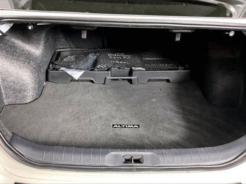 Used 2023 Nissan Altima 2.5 SR w/ SR Premium Package image 29