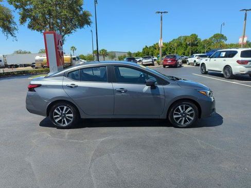 Certified 2025 Nissan Versa SV FWD image 3