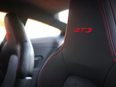 Used 2026 Porsche 911 GT3 RWD image 44