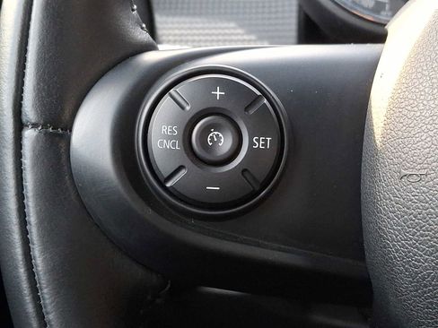 Used 2018 MINI Cooper Convertible image 17