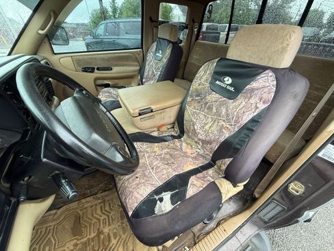 Used 1997 Dodge Ram 2500 Truck 4x4 Club Cab image 10