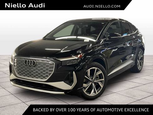 Used 2025 Audi Q4 e-tron Premium Plus w/ Premium Plus image 1