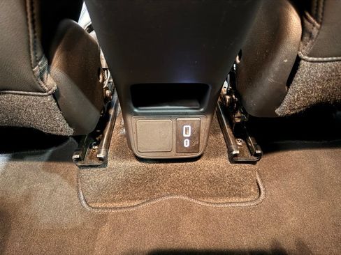 Used 2025 Buick Encore GX Preferred FWD image 32