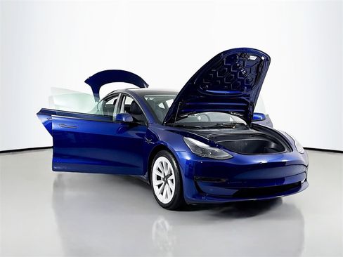 Used 2023 Tesla Model 3 Long Range image 32