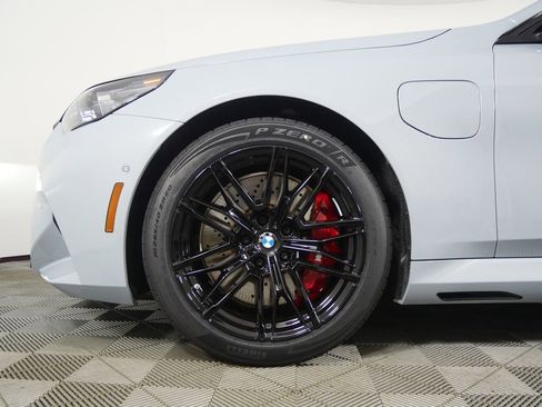 New 2026 BMW M5 image 8