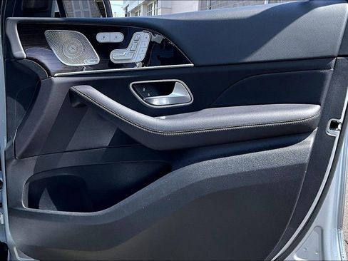 Used 2023 Mercedes-Benz GLE 350 4MATIC image 19