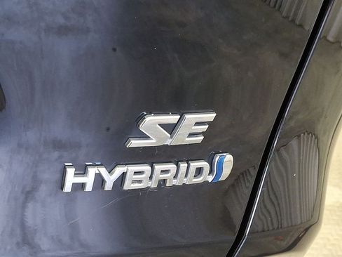 Certified 2024 Toyota RAV4 SE w/ Convenience Package AWD/4WD image 24