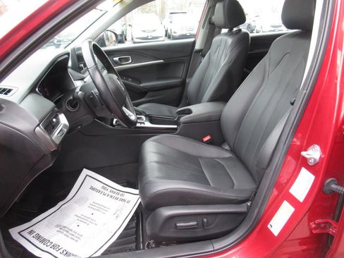 Used 2023 Acura Integra Base 4dr Liftback image 20