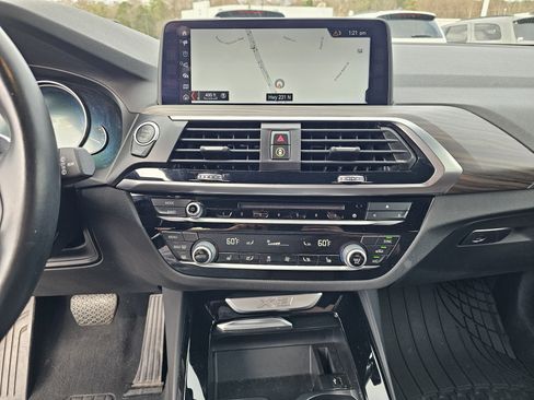 Used 2018 BMW X3 xDrive30i w/ Executive Package image 24